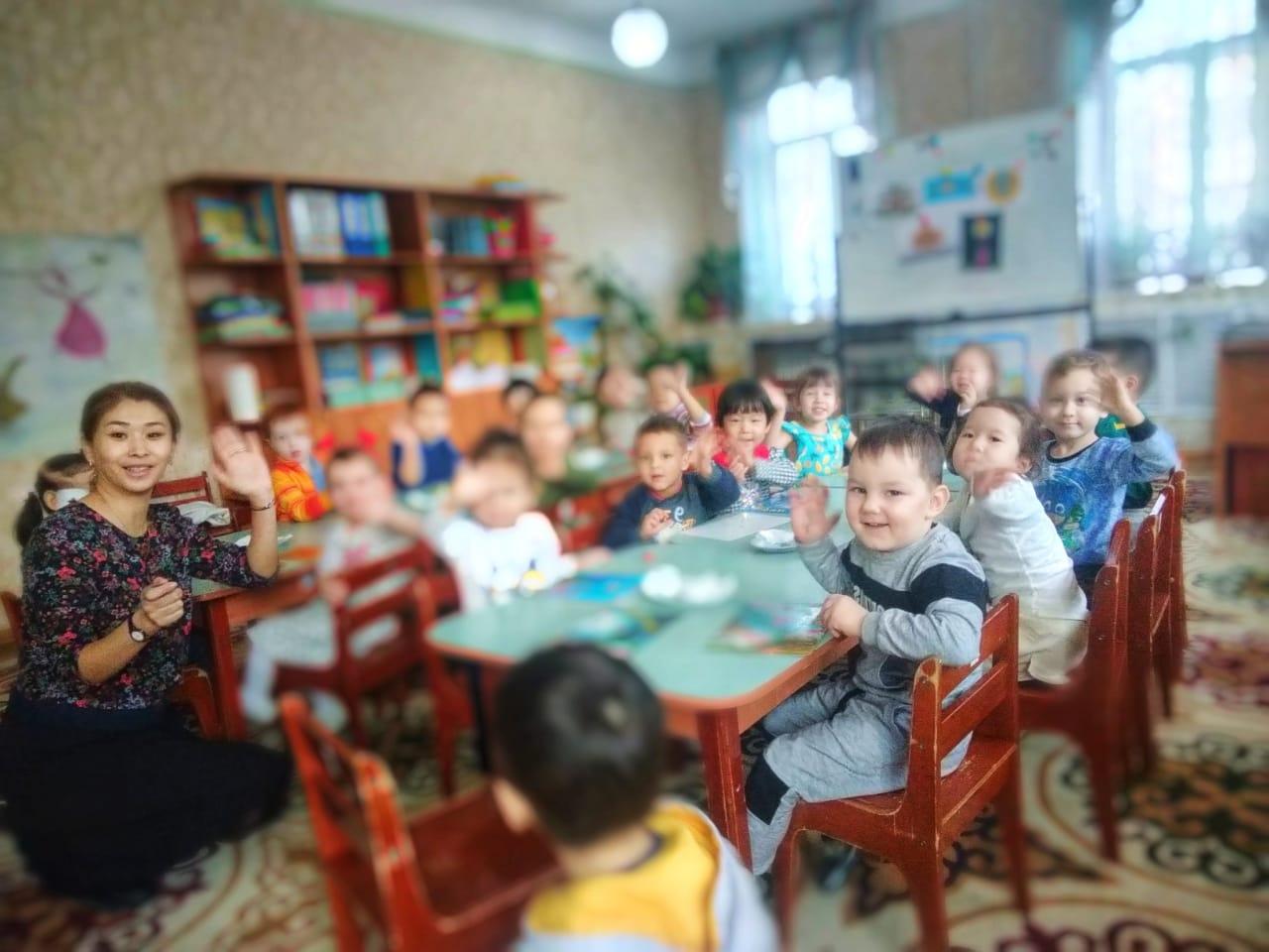 ОУД ко Дню Независимости в средней группе